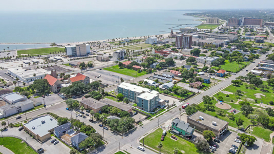 Avanti-Legacy-South-Bluff 02